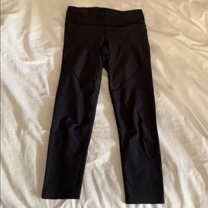 Under Armour Crop Leggings
